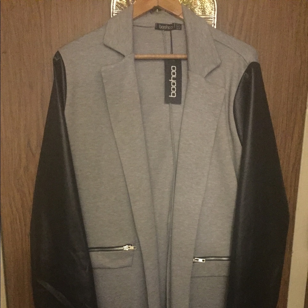 Long open blazer with faux leather sleeves